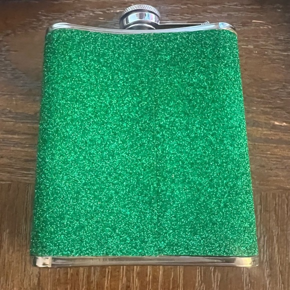 Fleur de lis Flask - Picture 2 of 2